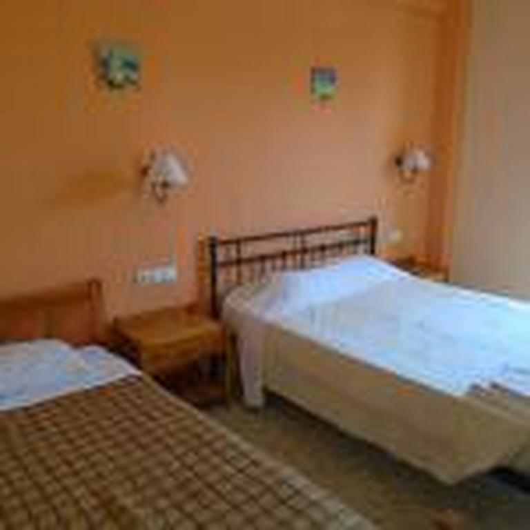Adonis Beach Hotel Héraklion Extérieur photo