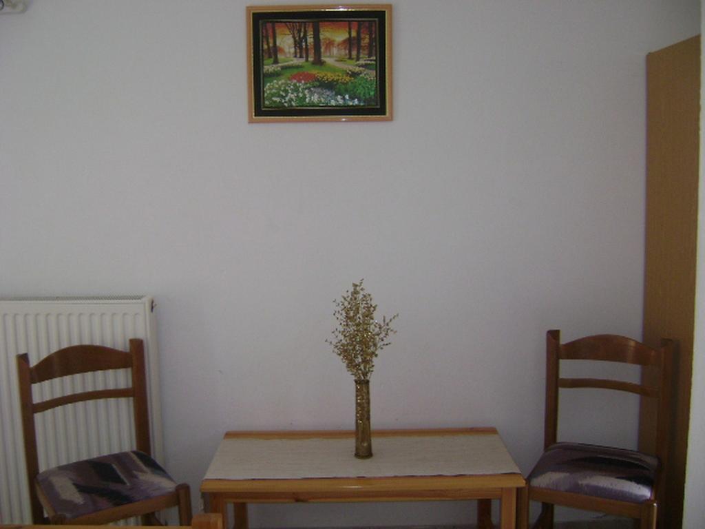 Adonis Beach Hotel Héraklion Extérieur photo