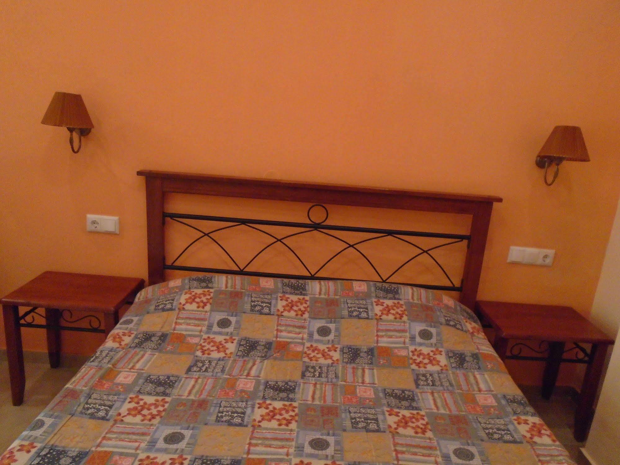 Adonis Beach Hotel Héraklion Extérieur photo